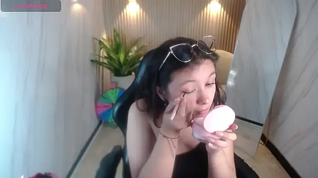 HoneyDoll tf online show from 06/12/26, 08:52