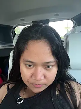 YunaBaby69 online show from 05/17/26, 06:26