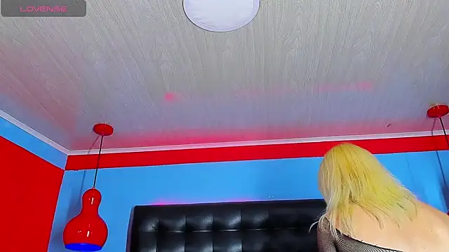 Domina Diosaa online show from 06/05/26, 06:52
