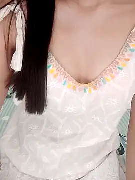 Ipho girl online show from 06/19/26, 08:23