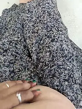 Snapshot of Cut_lady234 chatting on 06/09/26, 01:28 Cut lady234 online show from 06/09/26, 01:28