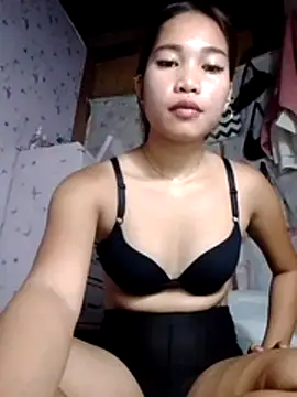 hottie zaira online show from 06/24/26, 10:36