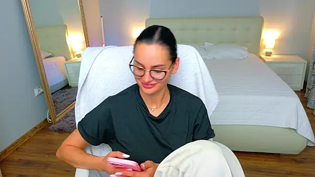 Snapshot of BabyyGirll_ chatting on 07/24/26, 05:05 BabyyGirll online show from 07/24/26, 05:05