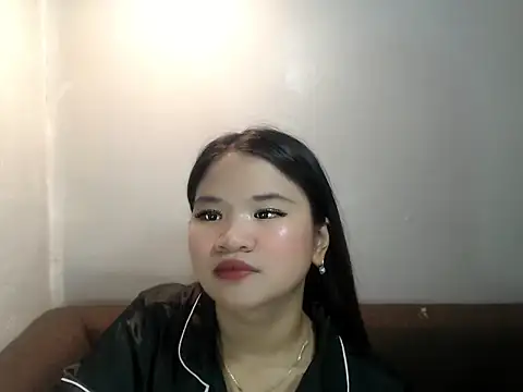 Snapshot of xLovelyMaxinex chatting on 05/14/26, 09:27 xLovelyMaxinex online show from 05/14/26, 09:27