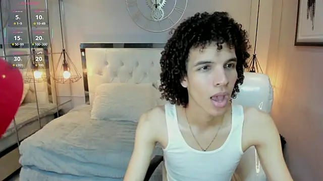 Snapshot of felix_haze chatting on 06/07/26, 06:11 felix haze online show from 06/07/26, 06:11