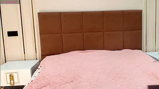 lalisabrown online show from 06/21/26, 11:13