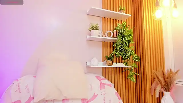 Ellie evans18 online show from 05/15/26, 11:56