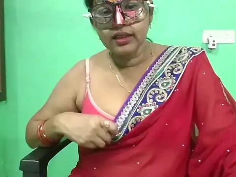 Snapshot of Kavya17 chatting on 07/20/26, 03:36 Kavya17 online show from 07/20/26, 03:36