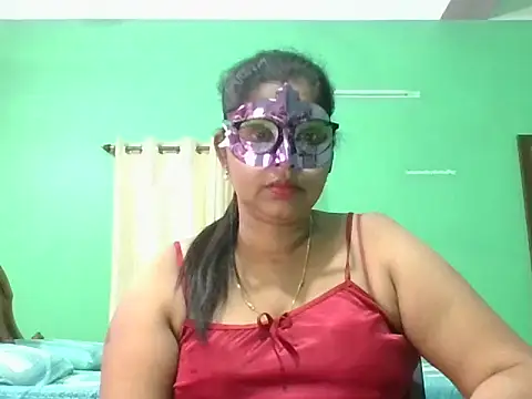 Snapshot of Kavya17 chatting on 07/24/26, 02:26 Kavya17 online show from 07/24/26, 02:26