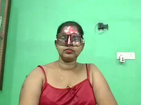 Snapshot of Kavya17 chatting on 08/07/26, 05:37 Kavya17 online show from 08/07/26, 05:37