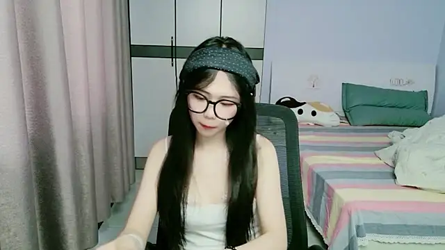 xiaoxiaoyu030 online show from 05/31/26, 09:38