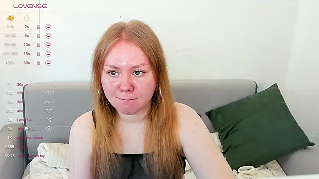 AlexaaBee online show from 06/07/26, 08:18