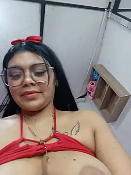 luxuryluna online show from 06/25/26, 05:12