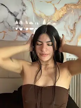 lis hot ec online show from 06/16/26, 07:05