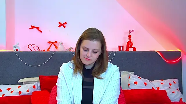 Snapshot of AlexaAvery chatting on 07/01/26, 06:59 AlexaAvery online show from 07/01/26, 06:59
