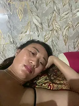 Snapshot of Linda-babyy chatting on 05/15/26, 03:08 Linda-babyy online show from 05/15/26, 03:08