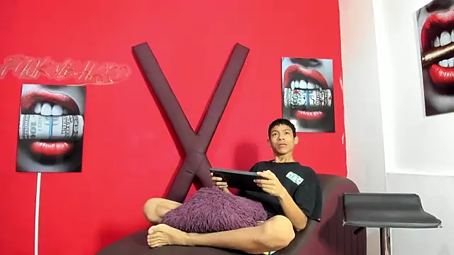 Snapshot of GREAT_BALLS chatting on 05/20/26, 01:34 GREAT BALLS online show from 05/20/26, 01:34