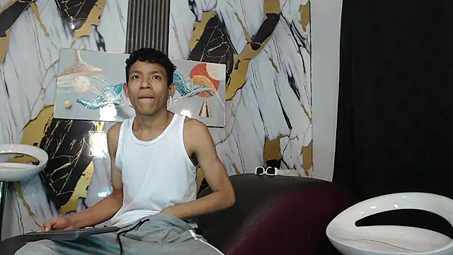 RONALDA HOT26 online show from 06/02/26, 07:32