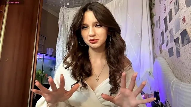 Snapshot of CarleenColley chatting on 06/09/26, 02:28 CarleenColley online show from 06/09/26, 02:28