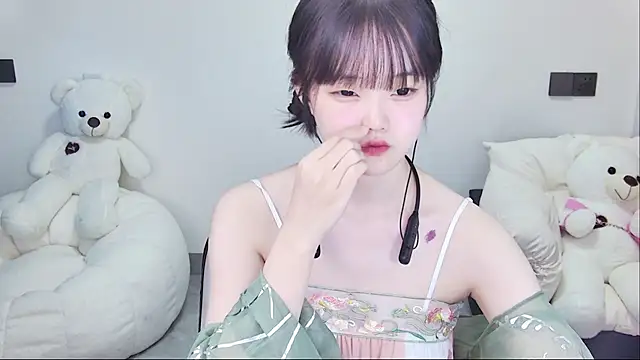 Evil-Bunny007 online show from 06/28/26, 01:28