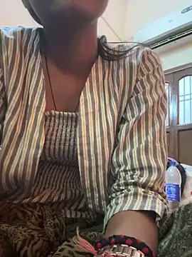 payalstudent4 online show from 05/30/26, 08:33