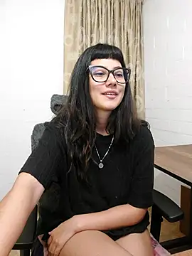 Waruicat online show from 06/23/26, 01:20