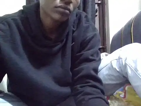 Chocolatebabe98 online show from 06/11/26, 04:54