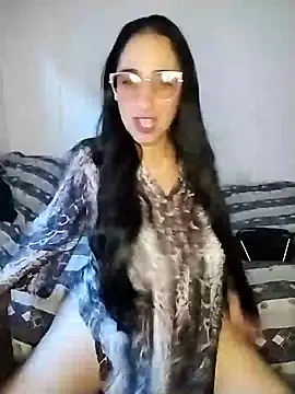 Snapshot of Pamela_sa chatting on 07/06/26, 10:45 Pamela sa online show from 07/06/26, 10:45