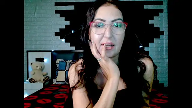 Ada Vera online show from 06/26/26, 11:03