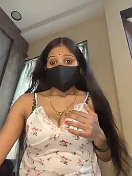 kaira noty online show from 06/23/26, 10:57