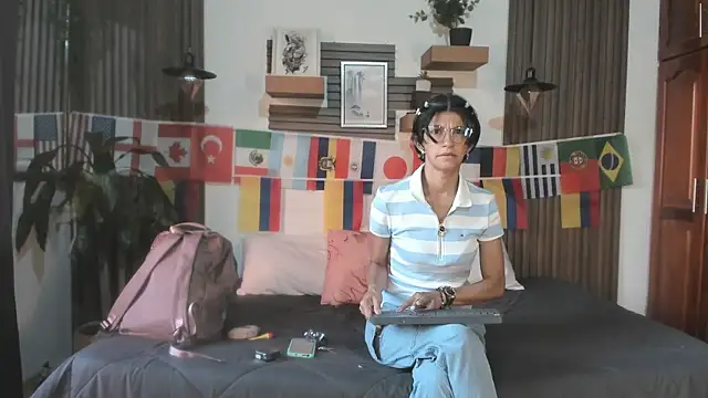 Snapshot of Evaa_campbell chatting on 07/06/26, 12:02 Evaa campbell online show from 07/06/26, 12:02
