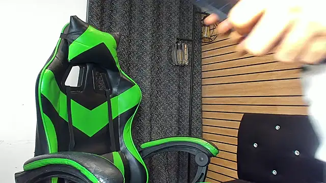 Brandoncrew online show from 05/15/26, 05:36
