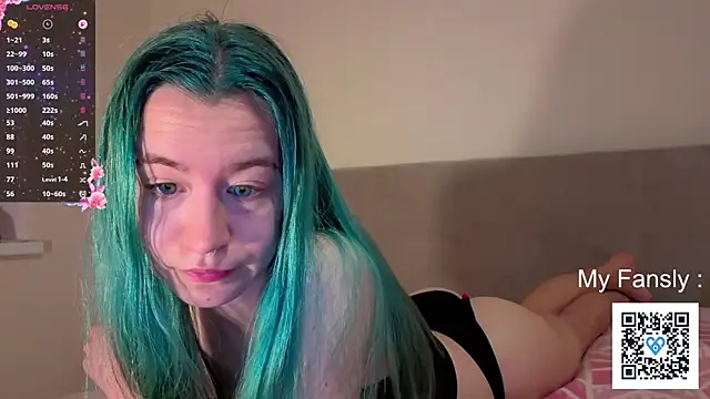 Emilya201 online show from 06/22/26, 09:23