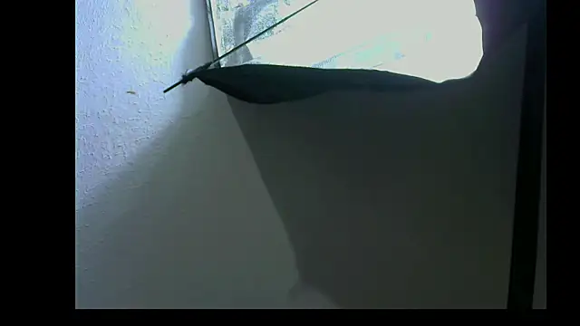 Snapshot of kimblaze122 chatting on 05/26/26, 05:36 kimblaze122 online show from 05/26/26, 05:36