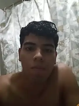 Snapshot of fercho_2311 chatting on 06/12/26, 06:51 fercho 2311 online show from 06/12/26, 06:51