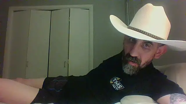 Snapshot of old_Domino chatting on 06/01/26, 09:55 old Domino online show from 06/01/26, 09:55