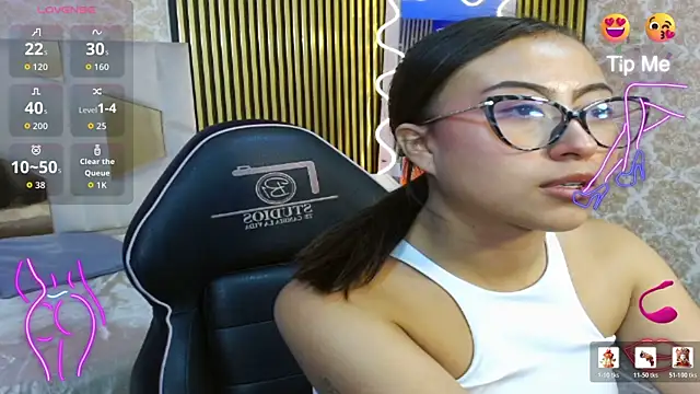 Snapshot of Amhira_Tay chatting on 06/21/26, 11:46 Amhira Tay online show from 06/21/26, 11:46