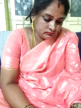 Snapshot of mynatamil143 chatting on 06/25/26, 06:01 mynatamil143 online show from 06/25/26, 06:01