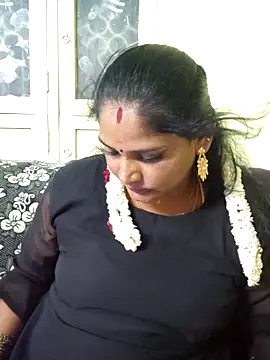 Snapshot of mynatamil143 chatting on 06/30/26, 03:24 mynatamil143 online show from 06/30/26, 03:24