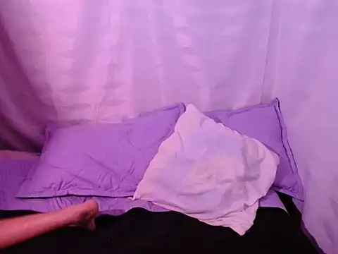 Snapshot of NyxViolet chatting on 06/01/26, 10:22 NyxViolet online show from 06/01/26, 10:22