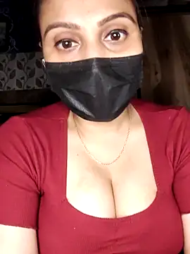 Snapshot of HORNI_SHALU50 chatting on 05/17/26, 06:04 HORNI SHALU50 online show from 05/17/26, 06:04