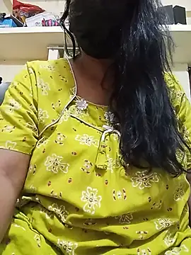 Snapshot of Ramya111_Tamil chatting on 06/02/26, 08:16 Ramya111 Tamil online show from 06/02/26, 08:16