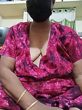 Snapshot of Ramya111_Tamil chatting on 06/13/26, 07:28 Ramya111 Tamil online show from 06/13/26, 07:28