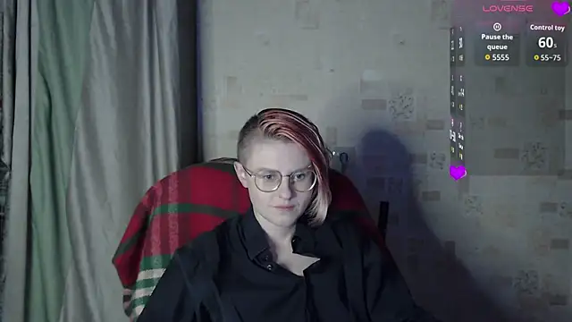   Freya    online show from 07/08/26, 05:06