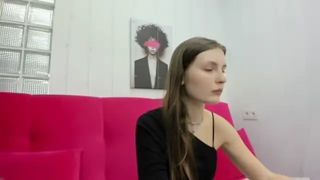 Shyly  Lisa online show from 06/28/26, 08:20