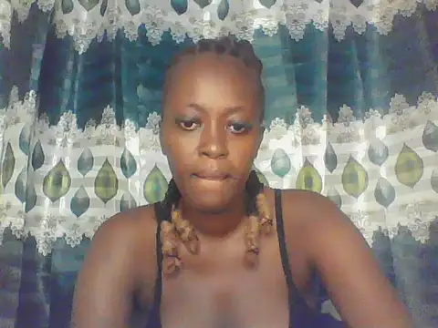 Snapshot of Beutymelani chatting on 05/16/26, 12:59 Beutymelani online show from 05/16/26, 12:59