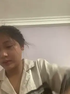 hinami-lo online show from 05/16/26, 06:10