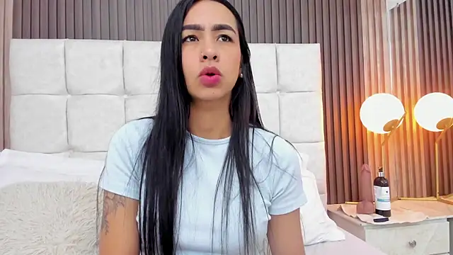 Camila Vega22 online show from 05/23/26, 11:47