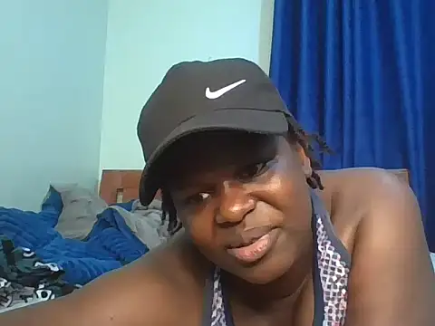Snapshot of curvy--pussy23 chatting on 05/31/26, 04:14 curvy--pussy23 online show from 05/31/26, 04:14