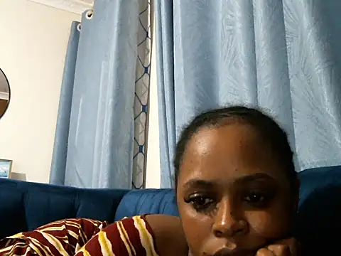 pretty zii online show from 05/15/26, 06:04